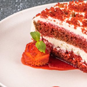 RED VELVET CAKE / ريد فلفت كيك